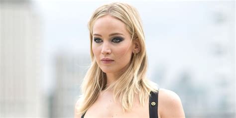 jennifer lawrence wearing a revealing versace dress in the cold|Jennifer Lawrence Calls Concerns Over Her Versace Dress .